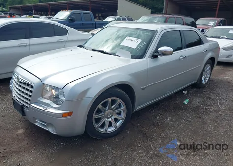 2005 Chrysler 300C z USA, uszkodzony, nr VIN 2C3AA63H75H171258
